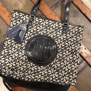 Tommy Hilfiger Tote